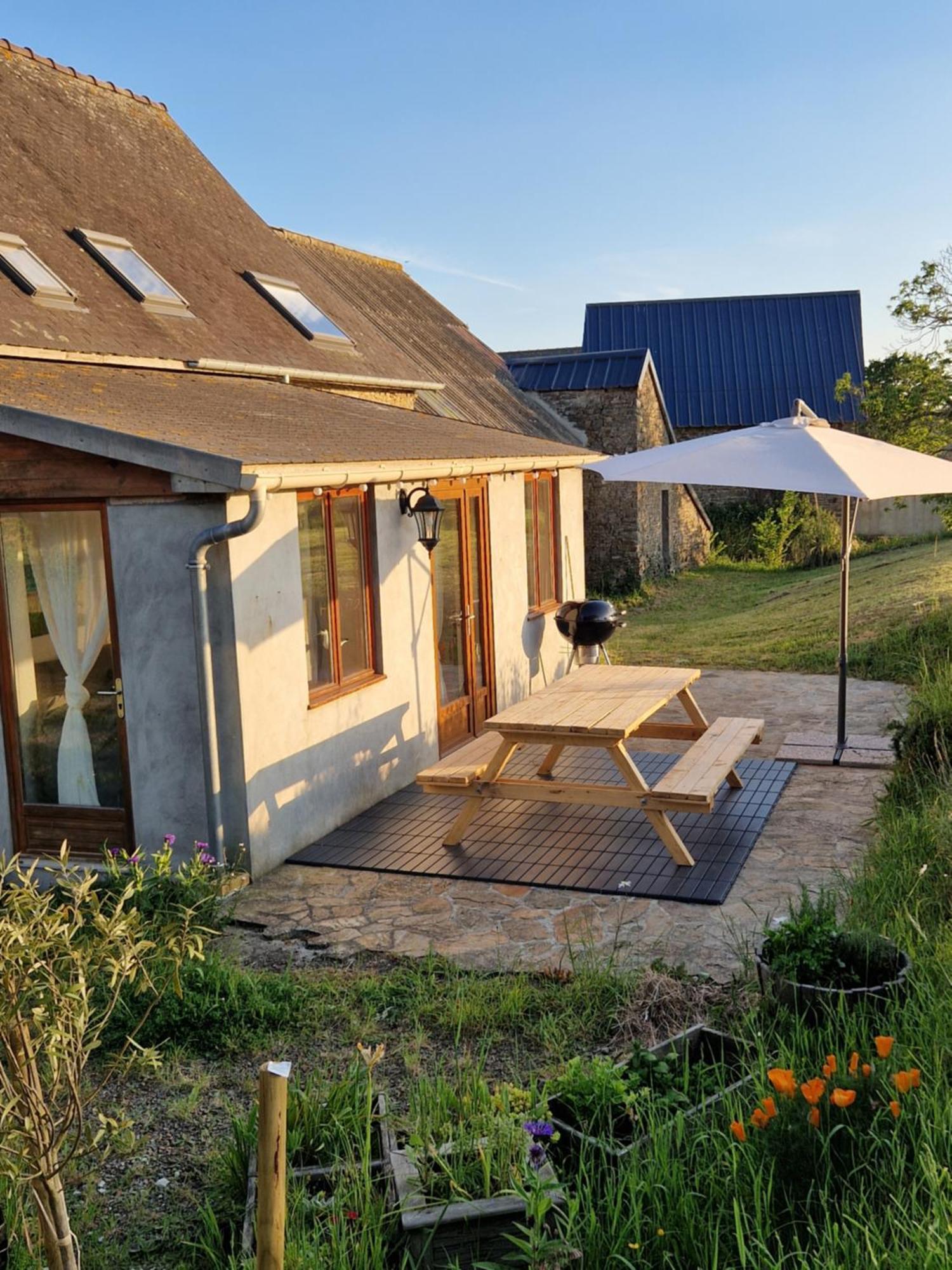 Maison Precey Buitenkant foto